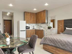 S bassejnom s vidom na more Apartments