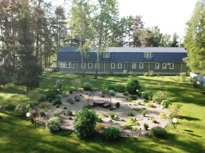 Efimov Bor Recreation Camp
