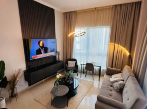 Central 1 BDR Sea and Canal View Apartments