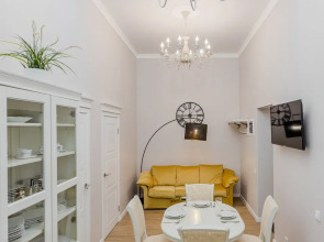 Апартаменты SpbStay Владимирский 13 две спальни