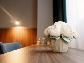 Отель Seven Hills на Брестской