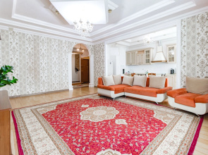 V Zolotom Kvadrate Apartments