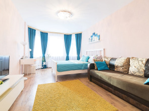 Апартаменты  на Волжской наб 16, м.Стрелка, Сова-Дом