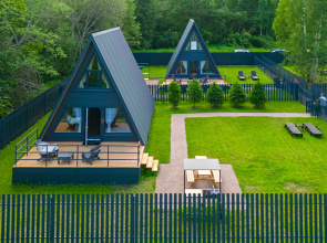 No. 3 Cosmos Krasnoe Ozero Guest House