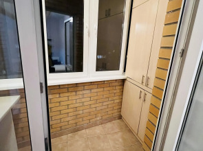 Квартира Уютная 2-х комнатная студия в хорошем районе