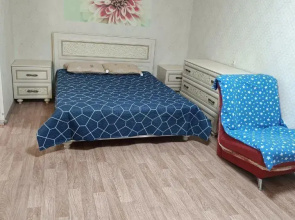 Stroitelnaya 13 Flat