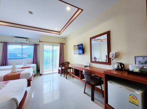 Курортный отель Phaithong Sotel Resort
