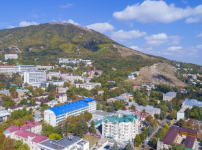 Санаторий Курортная Поликлиника им. Н.И. Пирогова с Пансионатом с Лечением Искра