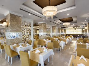 Отель Karmir Resort  & SPA