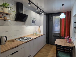 Uyutny Domik V Tikhom Rayone Goroda S Razvitoy Infrastrukturoy Private house