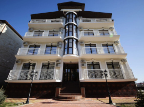 Hotel Leonardo