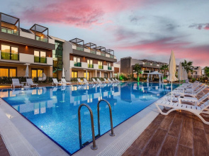 Veranda Suites Hotel