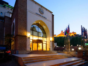 Отель Tiflis Palace