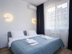 Апартаменты RED APARTMENTS Арт Лайт Дойл