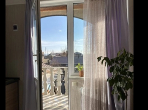 Madoyan Guest House