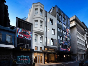 Smart and Simple Hotel Karakoy
