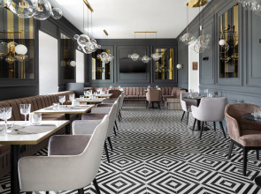 The Basilian Minsk hotel, Curio Collection by Hilton