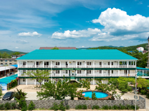 Lazurny Bereg Hotel