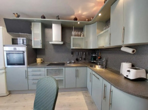 Апартаменты на Бульваре Новаторов 57/1