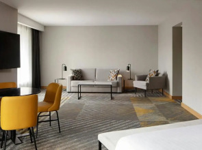 Отель Courtyard by Marriott Tbilisi