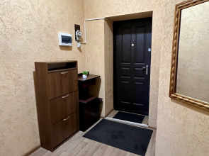 Квартира Уютная Двушка в Минуте от Вокзала