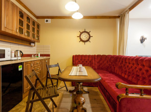 Апартаменты У Капитана № 8