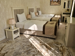 Отель и Спа Hayat Plaza