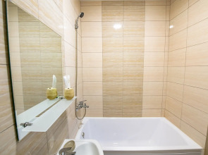 Апартаменты TopHouse на Можжевеловой 18, 6 этаж