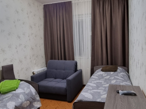 Na ulitse 60 let Oktyabrya 8A Apartments