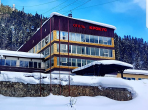 Hotel Crocus Dombay