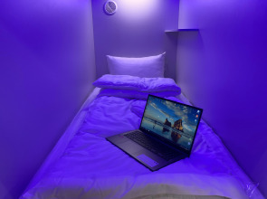 Капсульный отель Оранжевое Небо