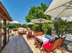 Отель Zeynep Sultan