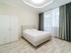 Prostornaya 2-Komnatnaya v Tikhom Tsentre Minska Flat