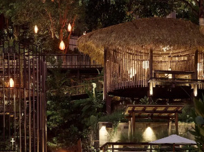 Курортный отель Dinso Resort & Villas Phuket, Vignette Collection by IHG