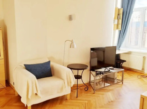 Апартаменты Студия с видом на реку Мойку у Эрмитажа