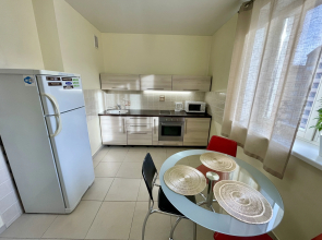 Апартаменты Авиаторов 33