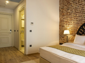 Отель Mest Istanbul Sirkeci