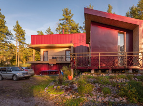 Bereg U Lesa Guest House