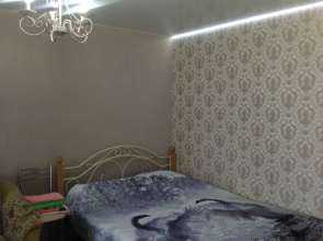 Na Ul. Volodarskogo 3 Flat