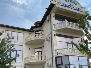 Zhemchuzhina Guest House