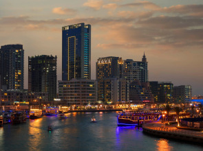 Отель Rove Dubai Marina
