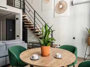 Квартира Moscow Deluxe Apartments Soho Luxury Loft