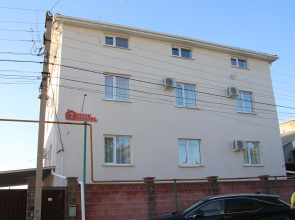Hostel Home
