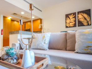 Apartments Elite Lux Holiday Homes - Modern Comfort Studio in Business Bay