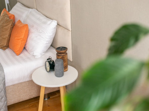 Апартаменты Кварт-Отель, Гашека, 11