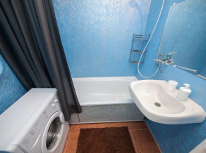 Квартира двухкомнатная на Алексеева 99