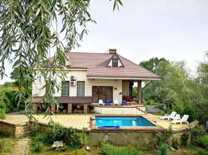 S Letnim Basseynom V Rogozhkino Private House