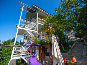 Гостевой дом Желтый