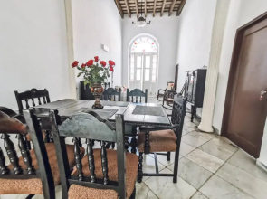 Dvukhkomnatnye S Balkonom V Staroy Gavane Apartments