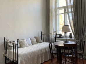 V Starinnom Dome ХVIII Veka Flat